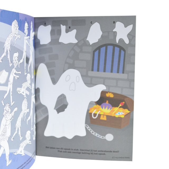 Kleur-en Stickerboek - Monsters 4+ , 20 x 27 cm groot uit papier in de kleur /. Geschikt vanaf 4+.