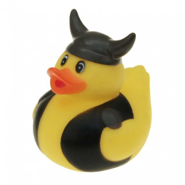 Badeend Viking, 5 cm groot uit rubber in de kleur geel. Geschikt vanaf 3+.