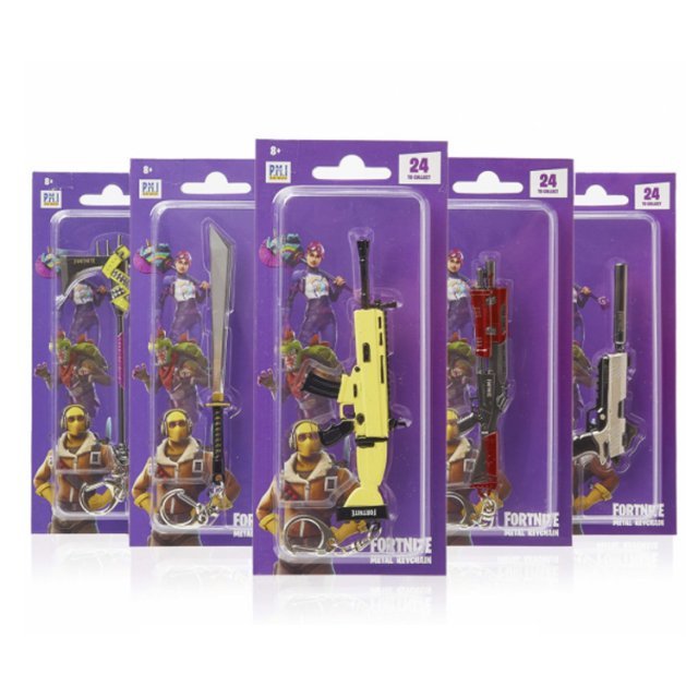 Sleutelhanger Fortnite Metal 8+ , 7 ... 12 cm groot uit metaal - kunststof in de kleur divers.. Geschikt vanaf 8+.