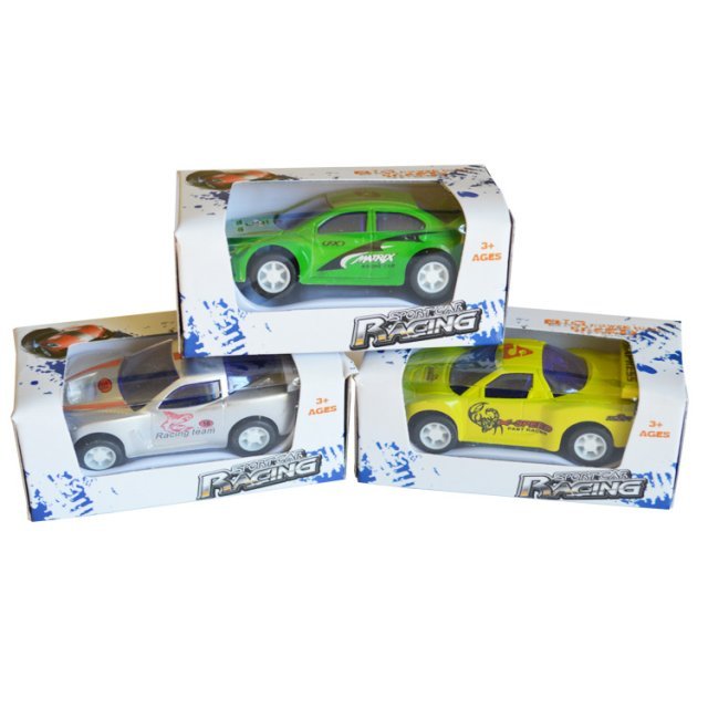 Auto 7 cm met Pullback Motor , 7 x 3 cm groot uit kunststof in de kleur ass.. Geschikt vanaf 3+.