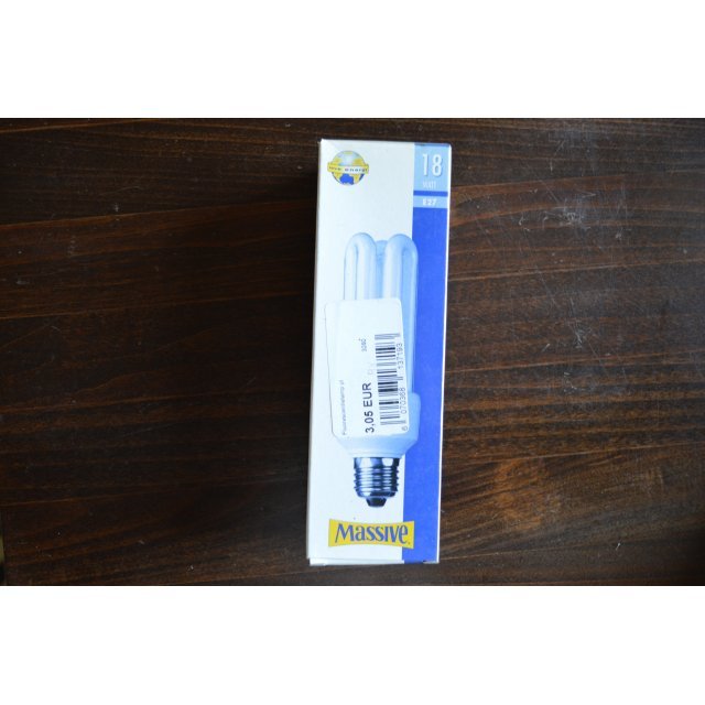 Massive Spaarlamp 18W E27 Warm Wit.