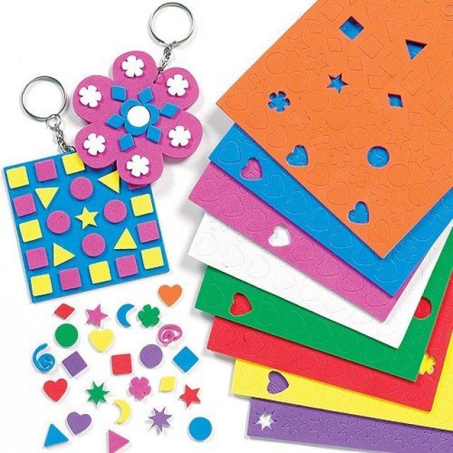 Foam Stickers MINI VORMEN  1200-dlg. , 10...12 mm groot uit foam in diverse kleuren. Geschikt vanaf 3+.