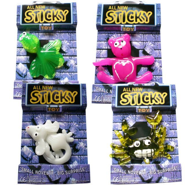 Sticky Monsters, 6 - 12 cm groot uit sticky rubber in de kleur ass.. Geschikt vanaf 3+.