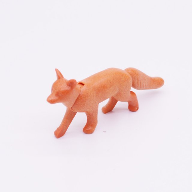 Playmobil 30666490 Vos - Fox ,  groot uit kunststof in de kleur d.oranje. Geschikt vanaf 3+.
