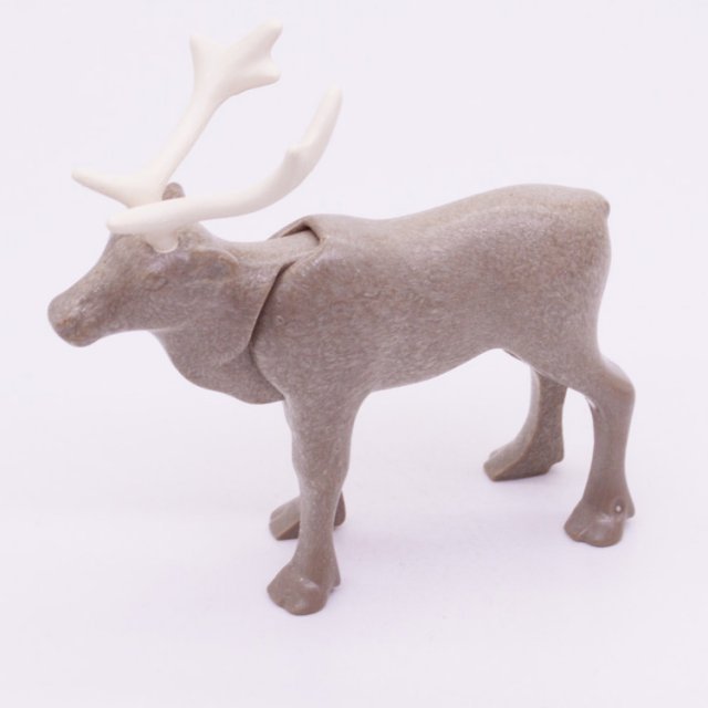 Playmobil 30670950 Rendier Volwassen - GR - Reindeer Adult ,  groot uit kunststof in de kleur grijs. Geschikt vanaf 3+.