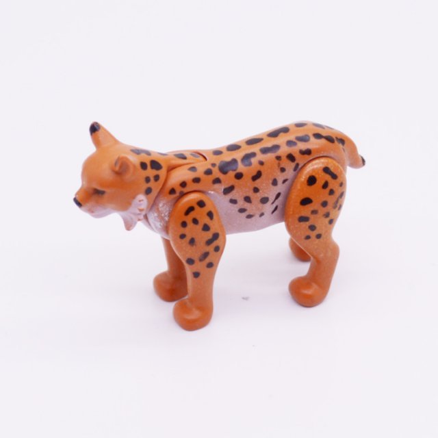 Playmobil 30675272 Lynx Kat - Lynx Cat ,  groot uit kunststof in de kleur d.oranje. Geschikt vanaf 3+.