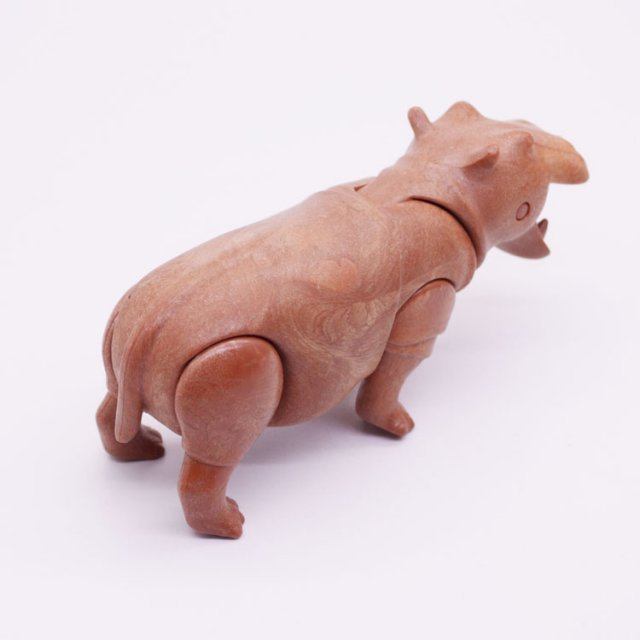 Playmobil p3547a Nijlpaard Volwassen - Old Style - Hippo Adult ,  groot uit kunststof in de kleur bruin. Geschikt vanaf 3+.