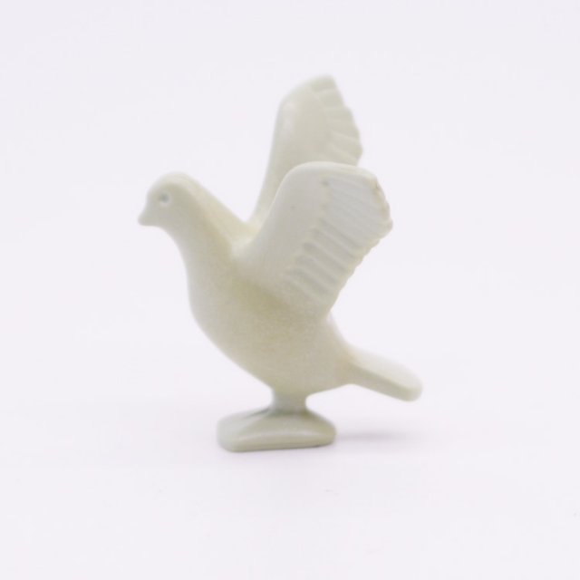 Playmobil 30261700 Duif Vleugels Open - Pigeon Wings Spread ,  groot uit kunststof in de kleur d.grijs. Geschikt vanaf 3+.