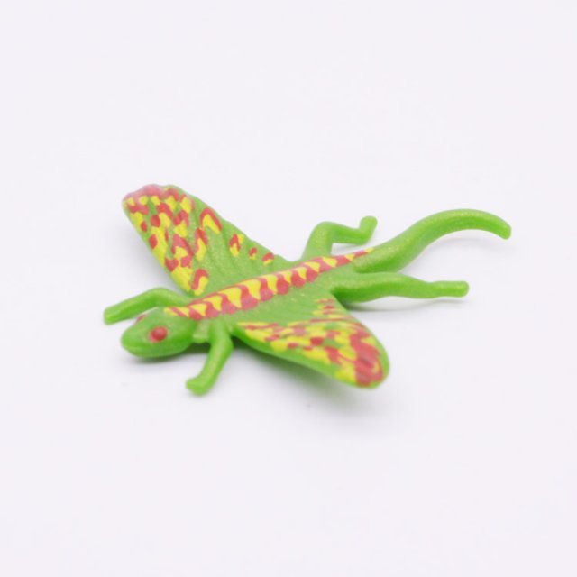 Playmobil 30633863 Vliegende Hagedis Groen - Flying Lizard Green ,  groot uit kunststof in de kleur groen. Geschikt vanaf 3+.