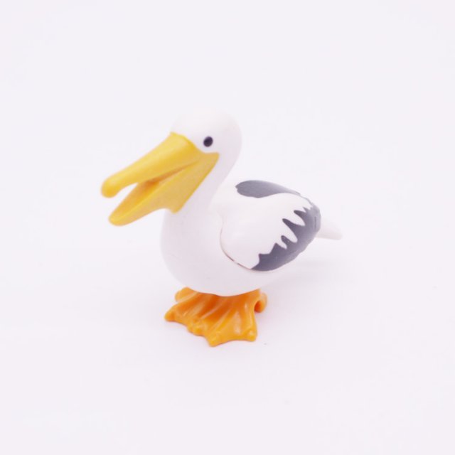 Playmobil 30667003 Pelikaan - Pelican ,  groot uit kunststof in de kleur wit. Geschikt vanaf 3+.