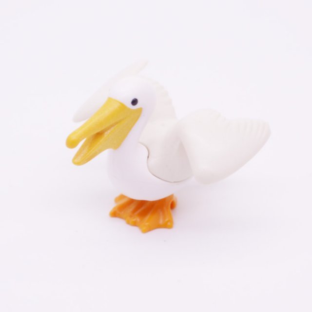 Playmobil 30670850 Pelikaan Wit Vliegend - Pelican White Flying ,  groot uit kunststof in de kleur wit. Geschikt vanaf 3+.
