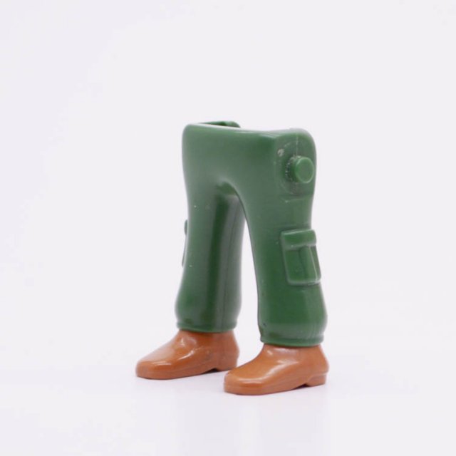 Playmobil 90010016 Benen Groen Cargobroek Br Schoenen - Legs Green Cargo Pants Br Shoes ,  groot uit kunststof in de kleur groen. Geschikt vanaf 3+.
