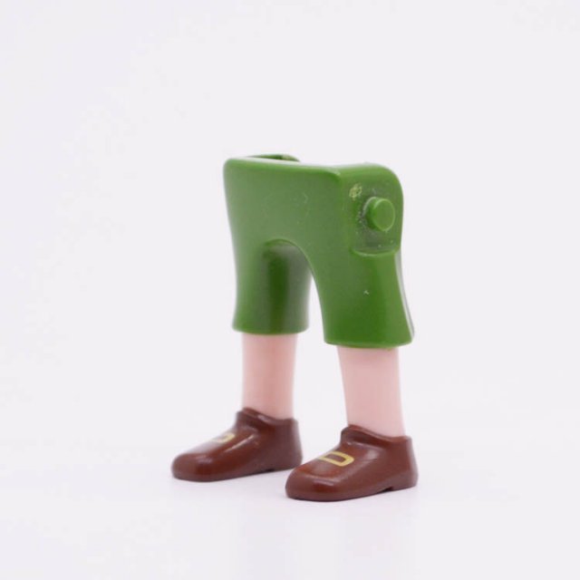 Playmobil 90010025 Benen Groen Ko Broek Br Schoenen - Legs Green Shorts Br Shoes ,  groot uit kunststof in de kleur groen. Geschikt vanaf 3+.