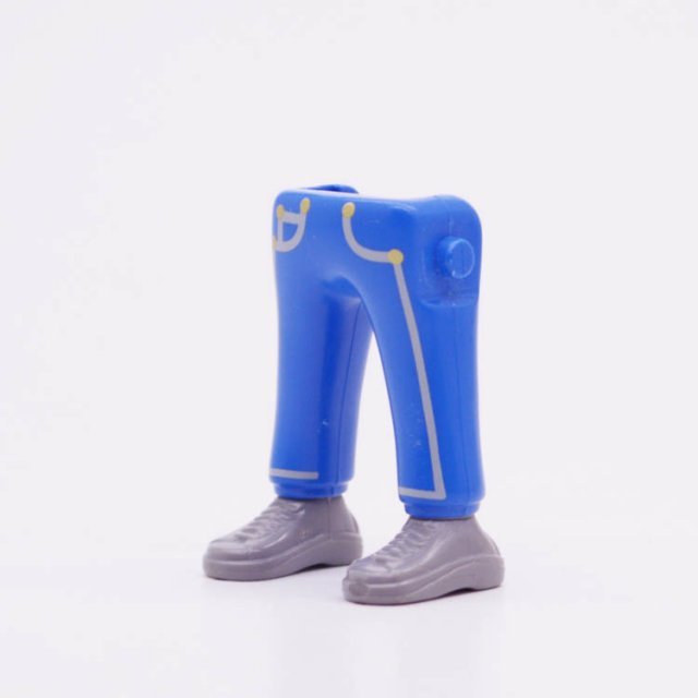 Playmobil 90010027 Benen Blauw Broek Gr Schoenen - Legs Blue Pants Gr Shoes ,  groot uit kunststof in de kleur blauw. Geschikt vanaf 3+.