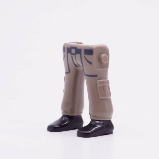 Playmobil 90010033 Benen Grijze Cargobroek Zw Schoenen - Legs Grey Cargo Pants Bl Shoes ,  groot uit kunststof in de kleur grijs. Geschikt vanaf 3+.