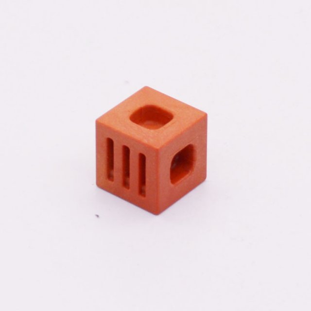 Playmobil 30211590 Bouwsteen Kubus D Oranje - 15/15/15 - Connector Block D Orange ,  groot uit kunststof in de kleur d.oranje. Geschikt vanaf 3+.