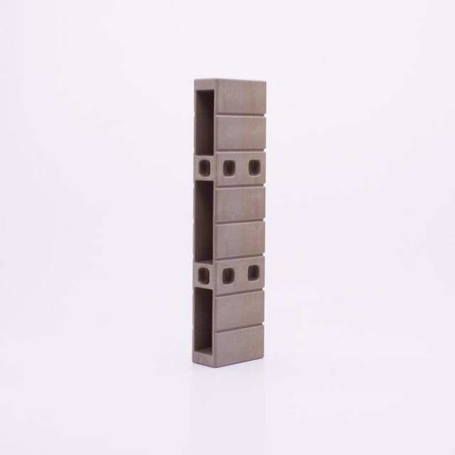 Playmobil 30247840 Kasteelmuur Verbinding - 30/120 - Castle Wall Connector ,  groot uit kunststof in de kleur grijs. Geschikt vanaf 3+.