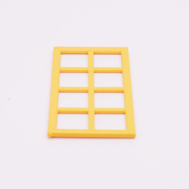 Playmobil 30232300 Deur m Verdelingen - Door w Mullions ,  groot uit kunststof in de kleur geel. Geschikt vanaf 3+.