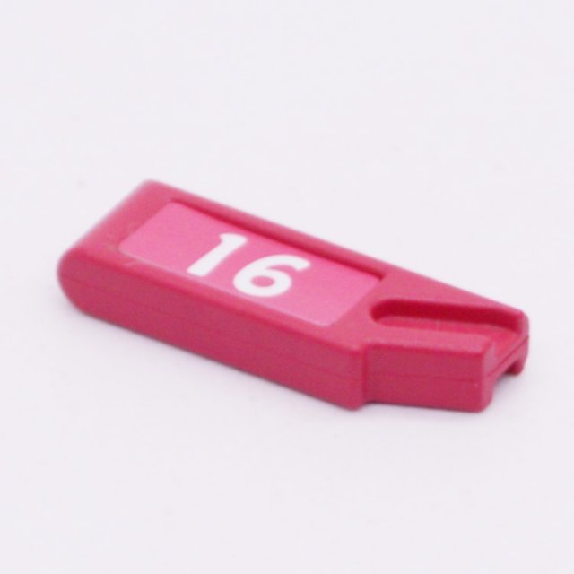 Playmobil 30251672 Sleutelkaart Hotel - Keycard Hotel ,  groot uit kunststof in de kleur d.roze. Geschikt vanaf 3+.