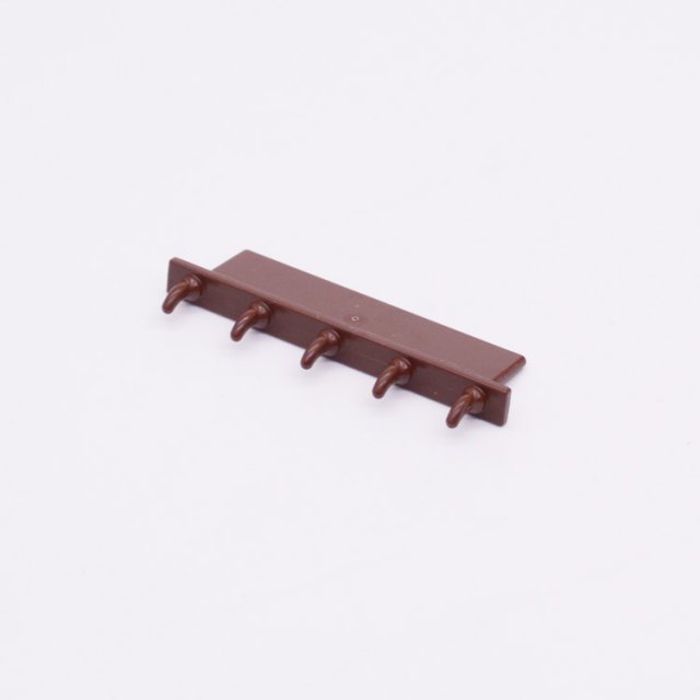 Playmobil 30022094 Kapstok Muurkast - Hooks Wall Cabinet ,  groot uit kunststof in de kleur bruin. Geschikt vanaf 3+.