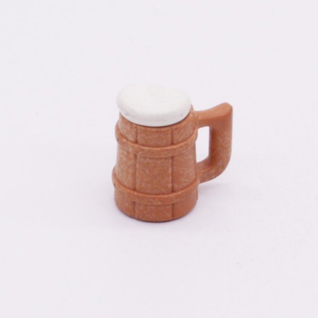Playmobil 30030840 30603420 02 Bierkruik m Schuim - Beer Mug w Foam ,  groot uit kunststof in de kleur l.bruin. Geschikt vanaf 3+.