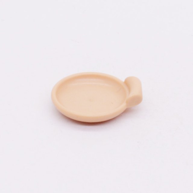 Playmobil 30052573 Bord m Handgreep Beige - Plate w Handle Beige ,  groot uit kunststof in de kleur beige. Geschikt vanaf 3+.