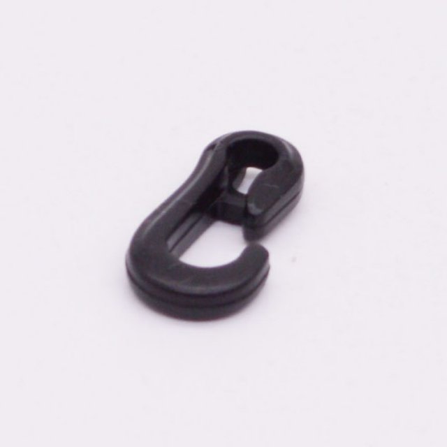 Playmobil 30093820 Karabijn Haak Zwart - Carabine Hook Black ,  groot uit kunststof in de kleur zwart. Geschikt vanaf 3+.