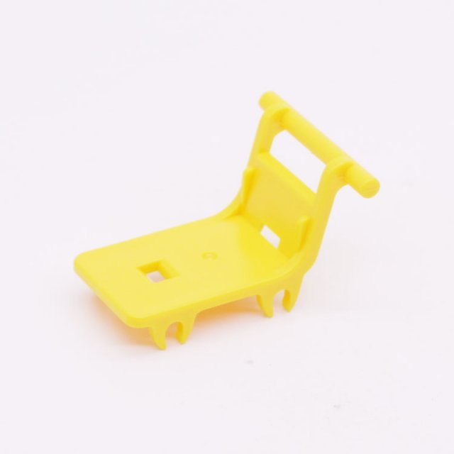Playmobil 30038970 Onderstel Poppenwagen Geel - Doll Carriage Base Yellow ,  groot uit kunststof in de kleur geel. Geschikt vanaf 3+.