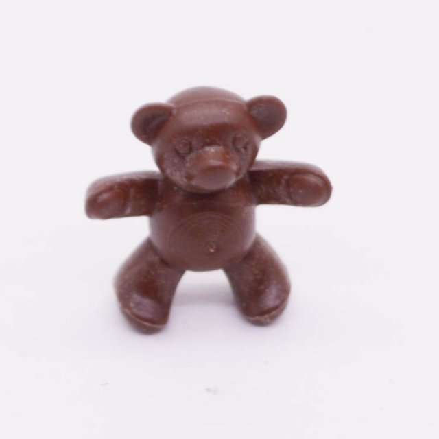Playmobil 30243270 Teddybeer Knuffel - D BR - Teddy Bear Pluche Toy ,  groot uit kunststof in de kleur d.bruin. Geschikt vanaf 3+.