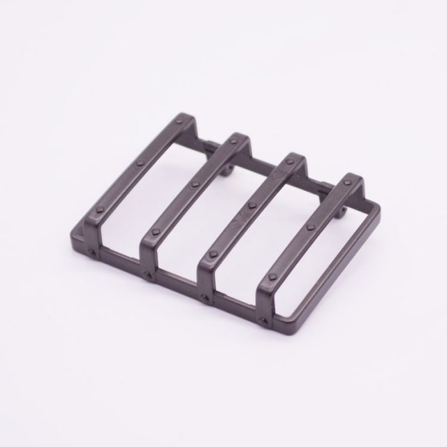 Playmobil 30063940 Sierbeslag Deksel Kist - D M - Trunk Lid Bars ,  groot uit kunststof in de kleur d.metaal. Geschikt vanaf 3+.