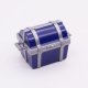 Playmobil 30458350 30458360 Schatkist Geldkist m Sierbeslag - Chest Trunk w Bands ,  groot uit kunststof in de kleur blauw. Geschikt vanaf 3+.