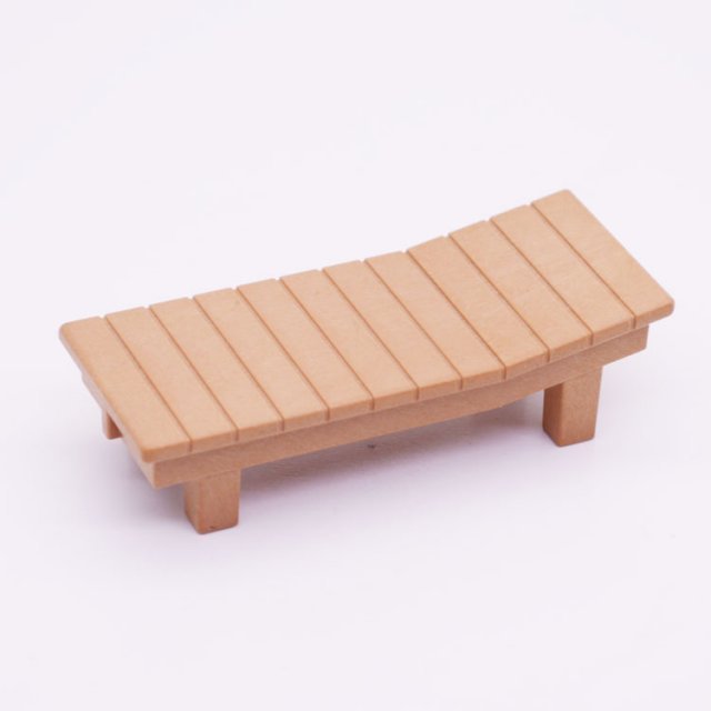 Playmobil 30084080 Bed Planken Hout - L BR - Plank Bed Wood ,  groot uit kunststof in de kleur l.bruin. Geschikt vanaf 3+.