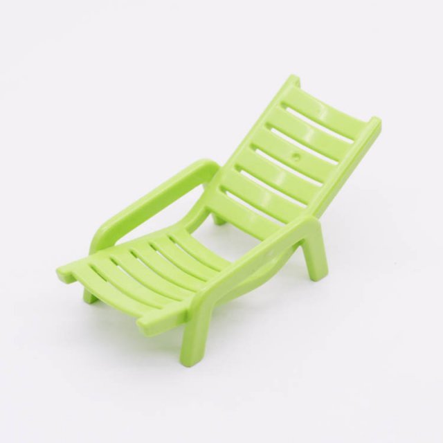 Playmobil 30221020 Ligzetel Zonnebed - L GR - Lawn Chair Sunbed ,  groot uit kunststof in de kleur l.groen. Geschikt vanaf 3+.