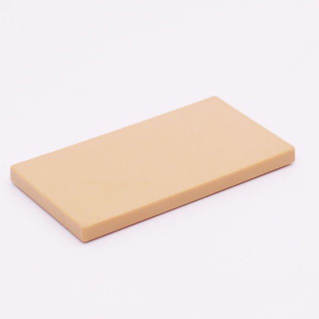 Playmobil 30055340 Tablet Bureau Beige - 75x40 - Desk Top Beige ,  groot uit kunststof in de kleur beige. Geschikt vanaf 3+.