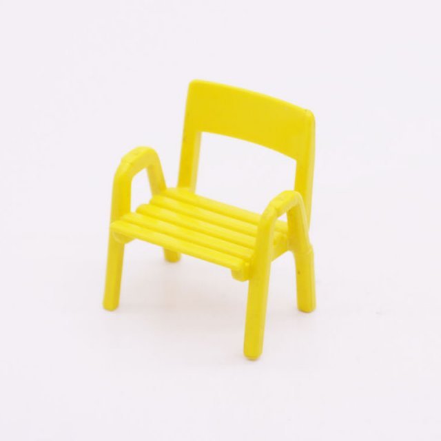 Playmobil 90000142 Tuinstoel Campingstoel Geel - Lawn Chair Camping Chair Yellow ,  groot uit kunststof in de kleur geel. Geschikt vanaf 3+.