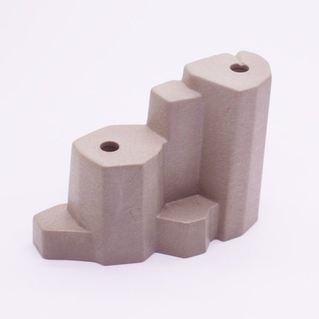 Playmobil 30022040 Rotspartij 2 Gaten - 82x41 - Rock Formation 2 Holes ,  groot uit kunststof in de kleur grijs. Geschikt vanaf 3+.