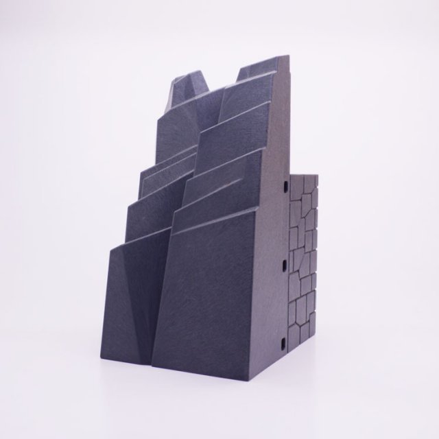 Playmobil 30218342 Rotspartij m Muur - H175 - Rock Formation w Wall ,  groot uit kunststof in de kleur d.grijs. Geschikt vanaf 3+.