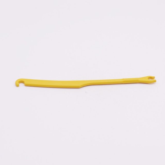 Playmobil 30039862 Trekstang Harnas Paard Geel - Side Trace Horse Harness Yellow ,  groot uit kunststof in de kleur geel. Geschikt vanaf 3+.