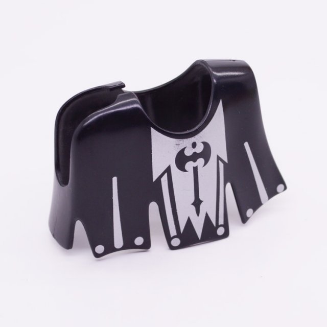 Playmobil 30645502 Paardendeken Lang Bijl - Horse Coat Long Axe ,  groot uit kunststof in de kleur zwart. Geschikt vanaf 3+.